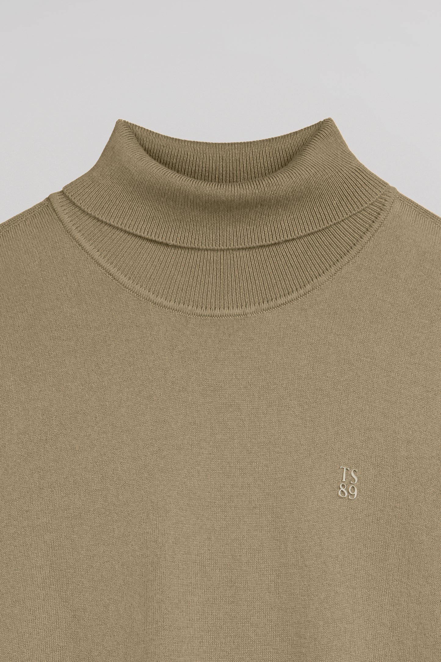 Pull ajusté col roulé P-MARCELLUS WOLF BEIGE