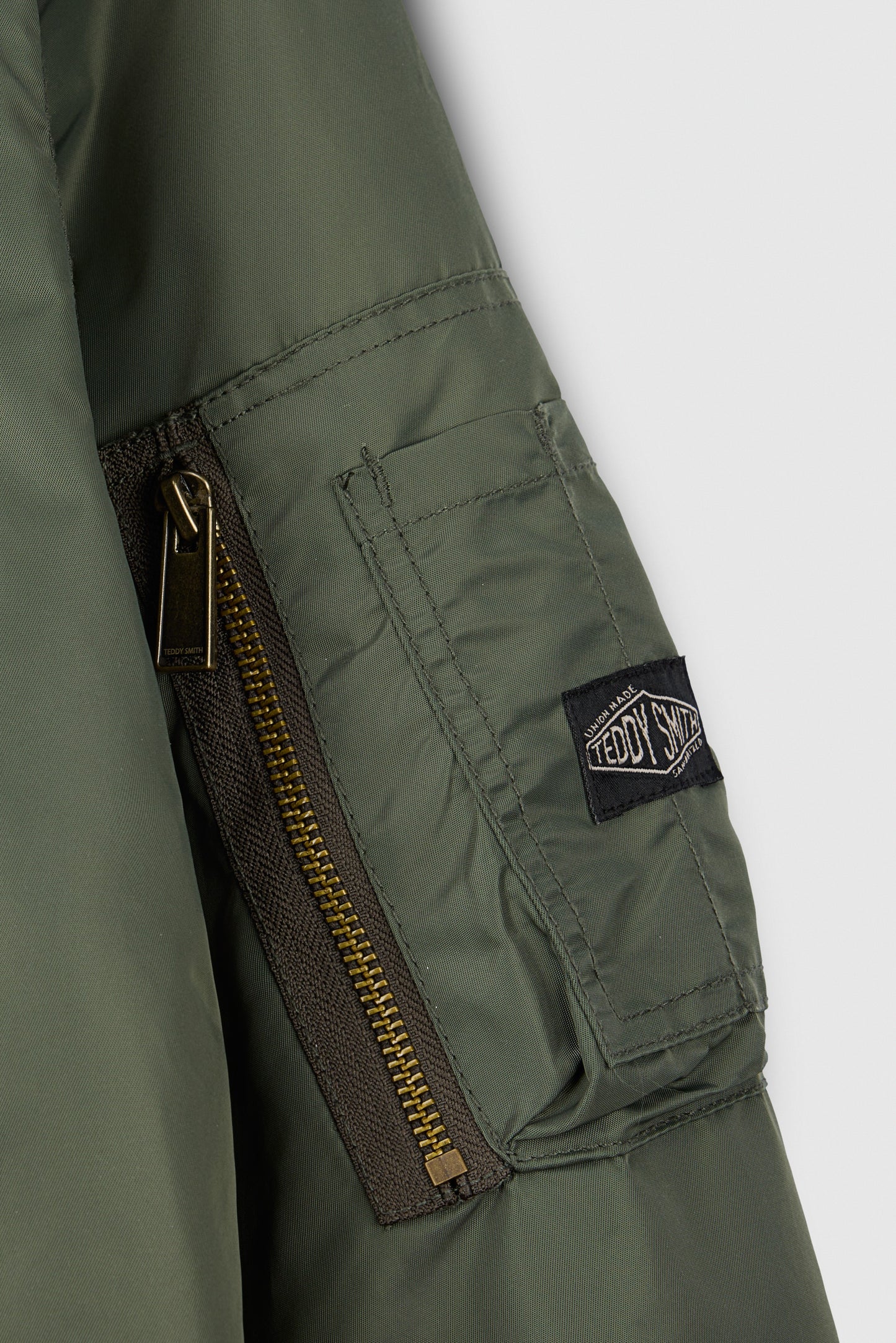 Blouson aviateur B-MA1 MILITARY KAKI