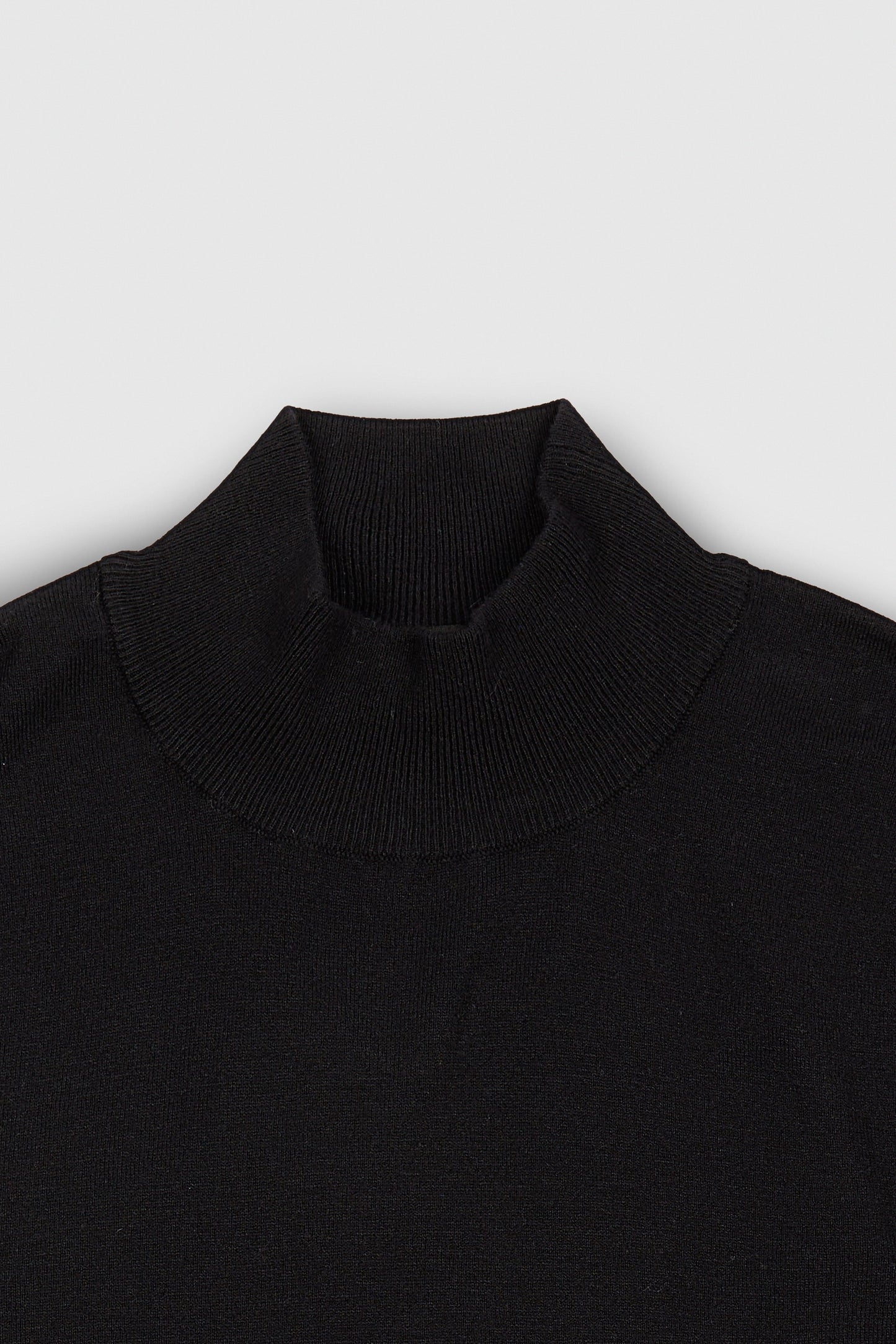 Pull P-CONNIE NOIR