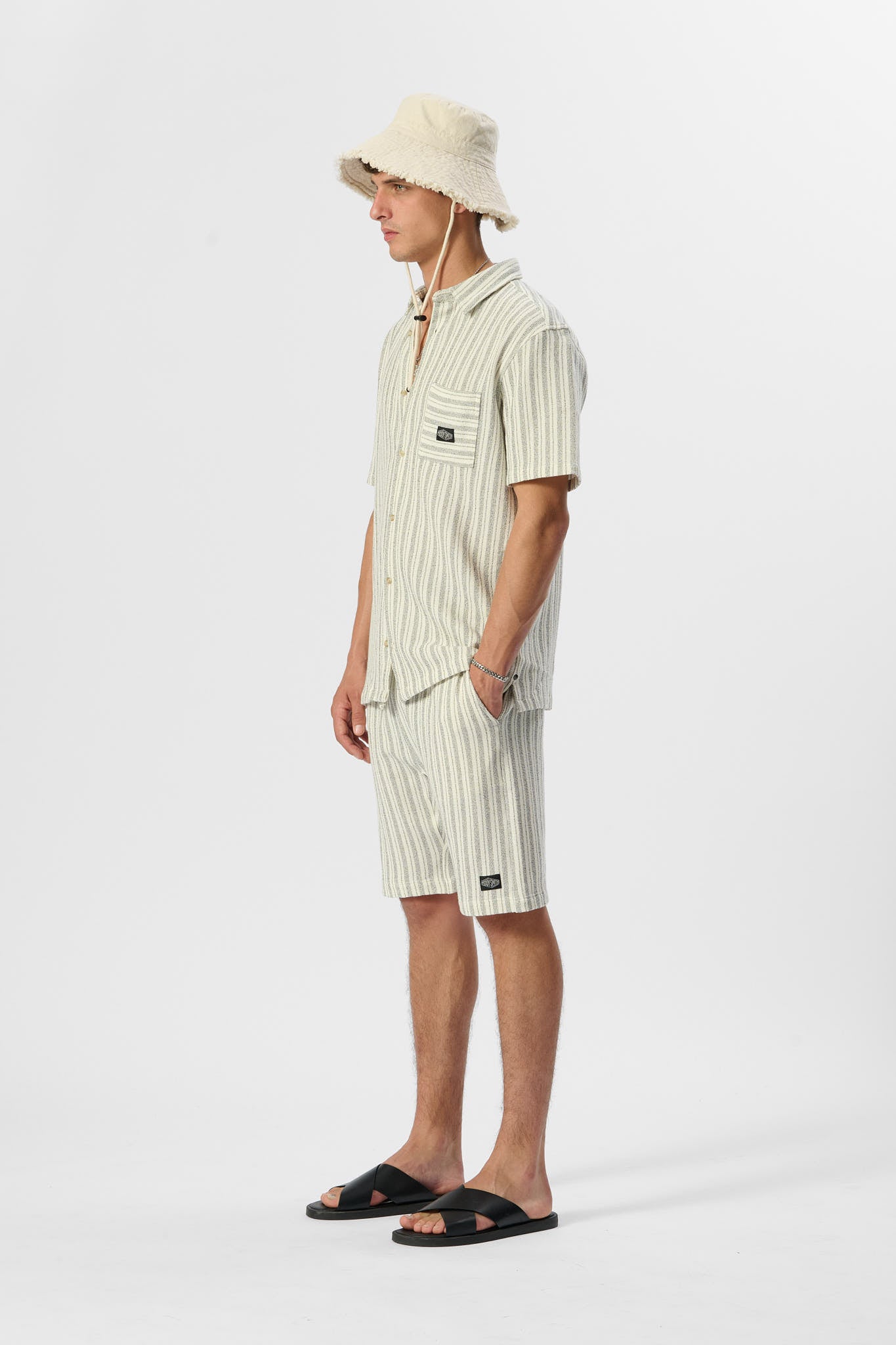 Short S-AKUMA SH CREAM