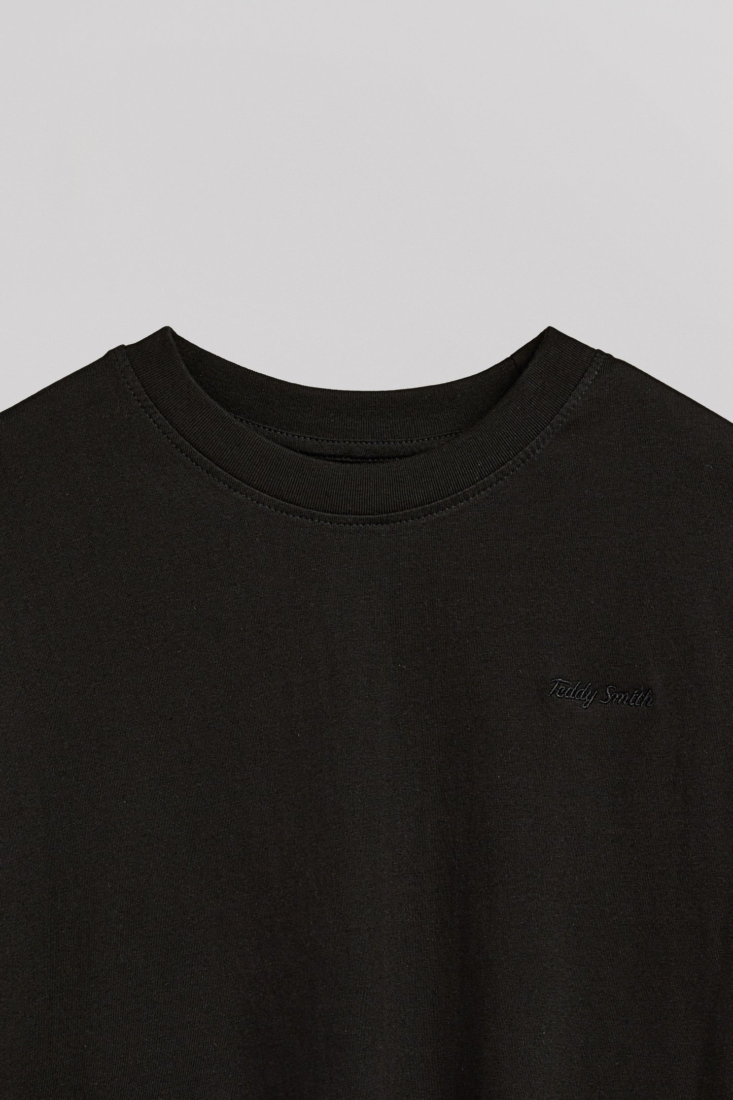 T-shirt court large T-CARLA MC NOIR
