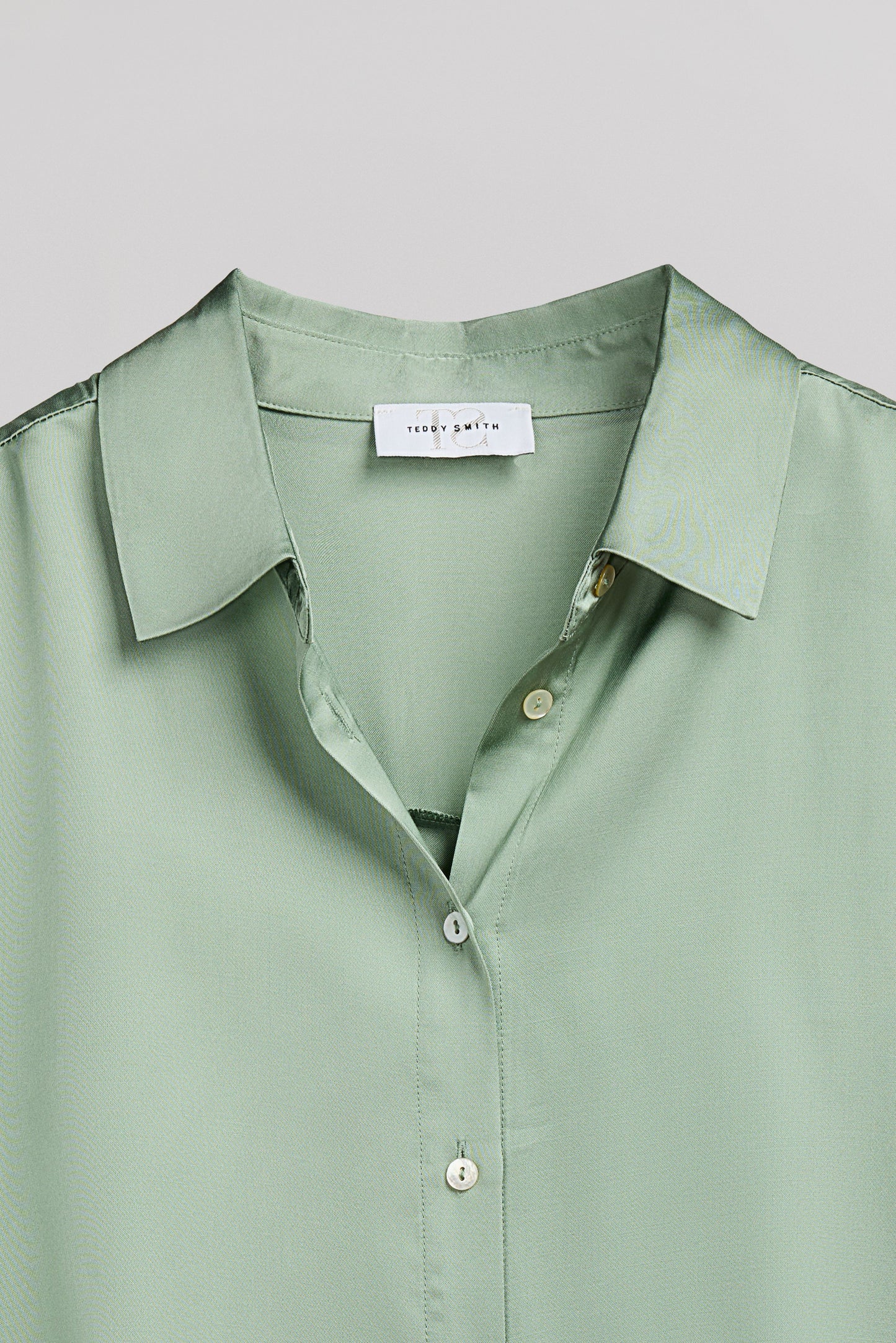 Chemise en satin de viscose C-LEO ICEBERG GREEN