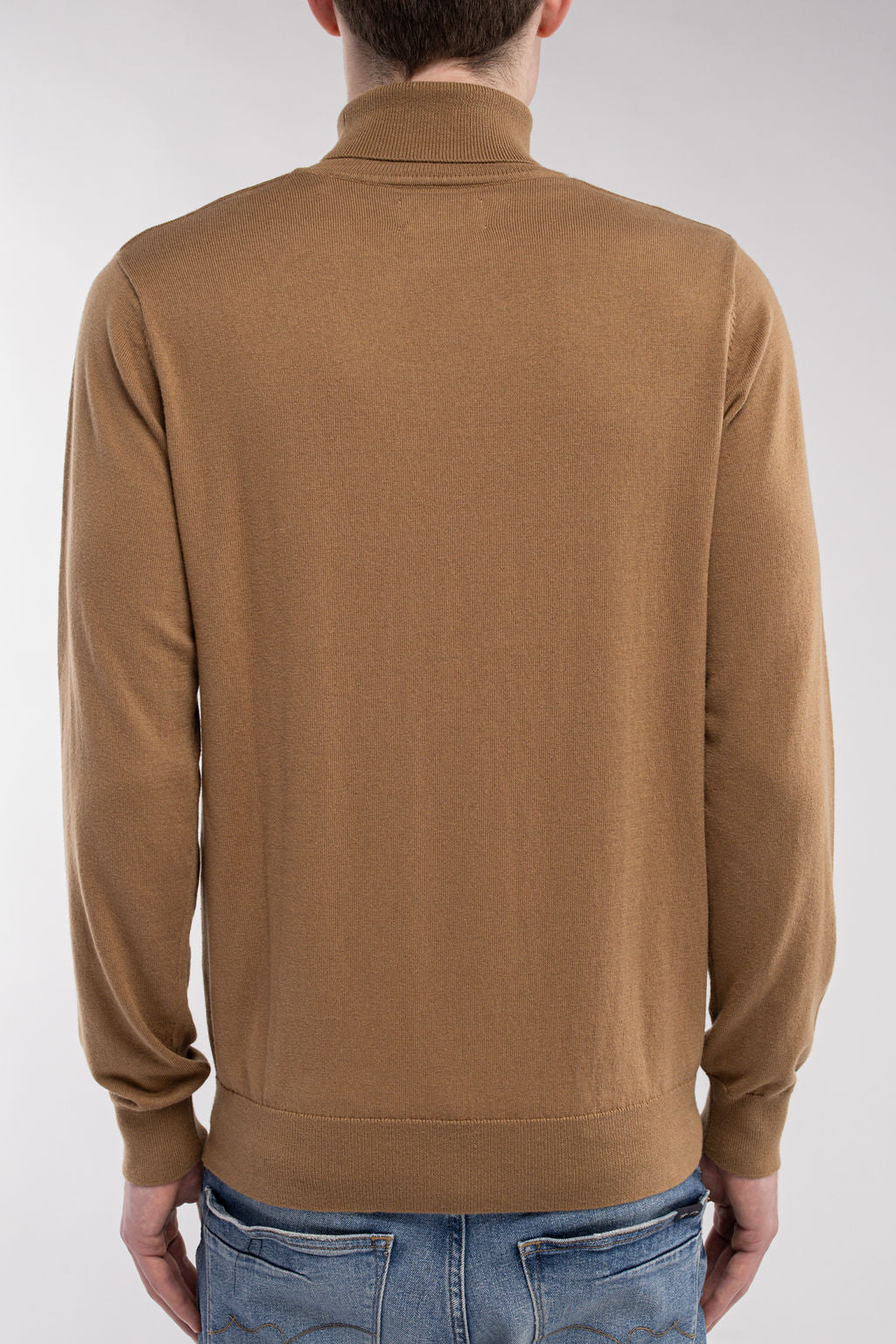 Pull P-MARCELLUS NOISETTE