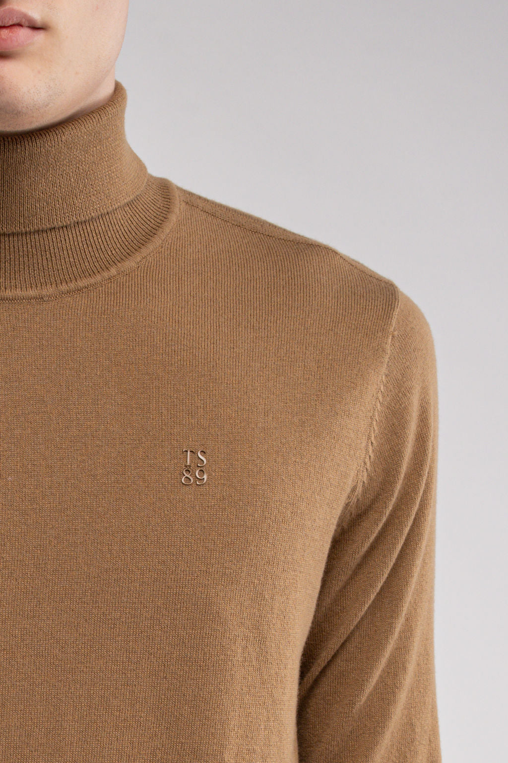 Pull P-MARCELLUS NOISETTE