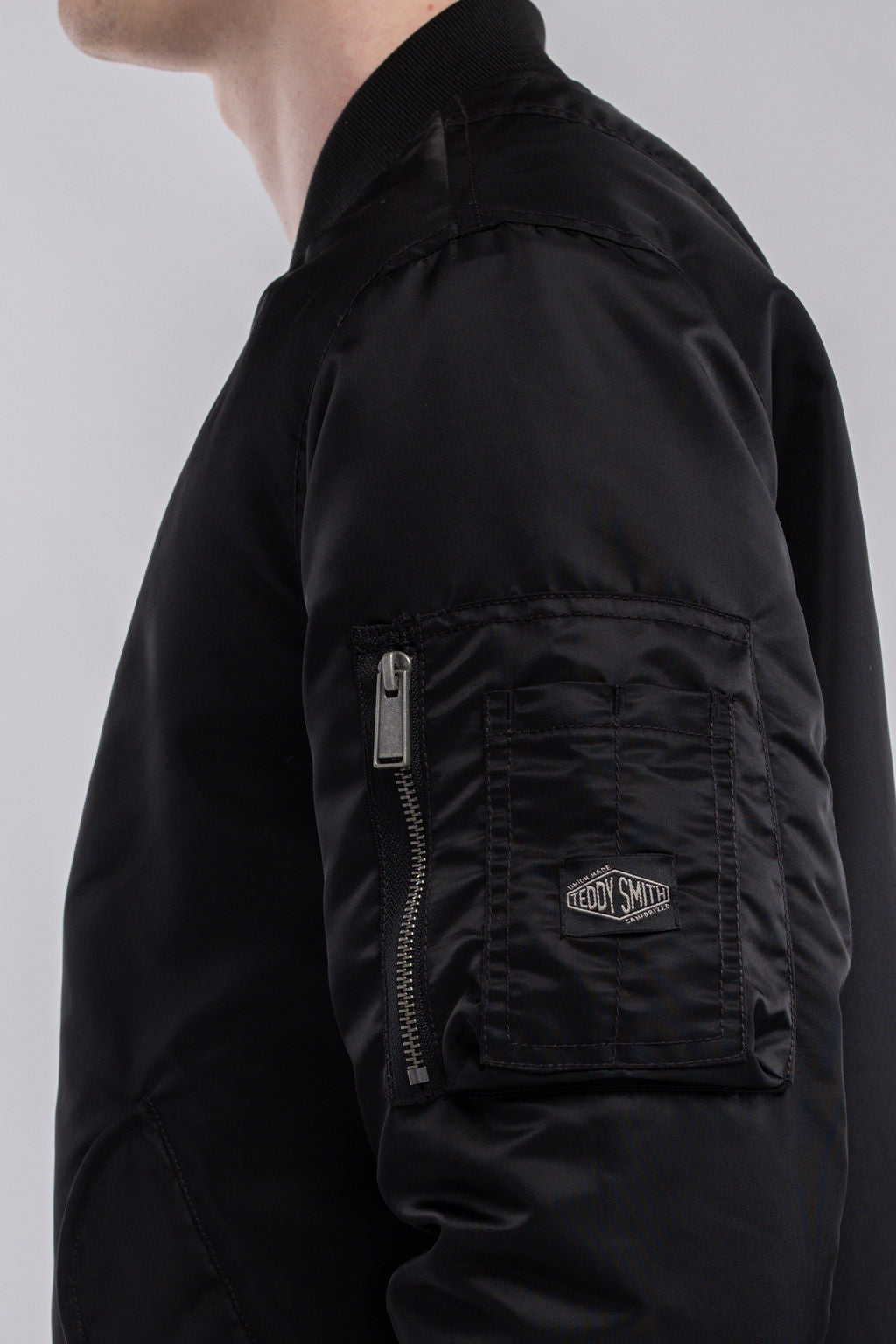 Blouson aviateur B-MA1 NOIR