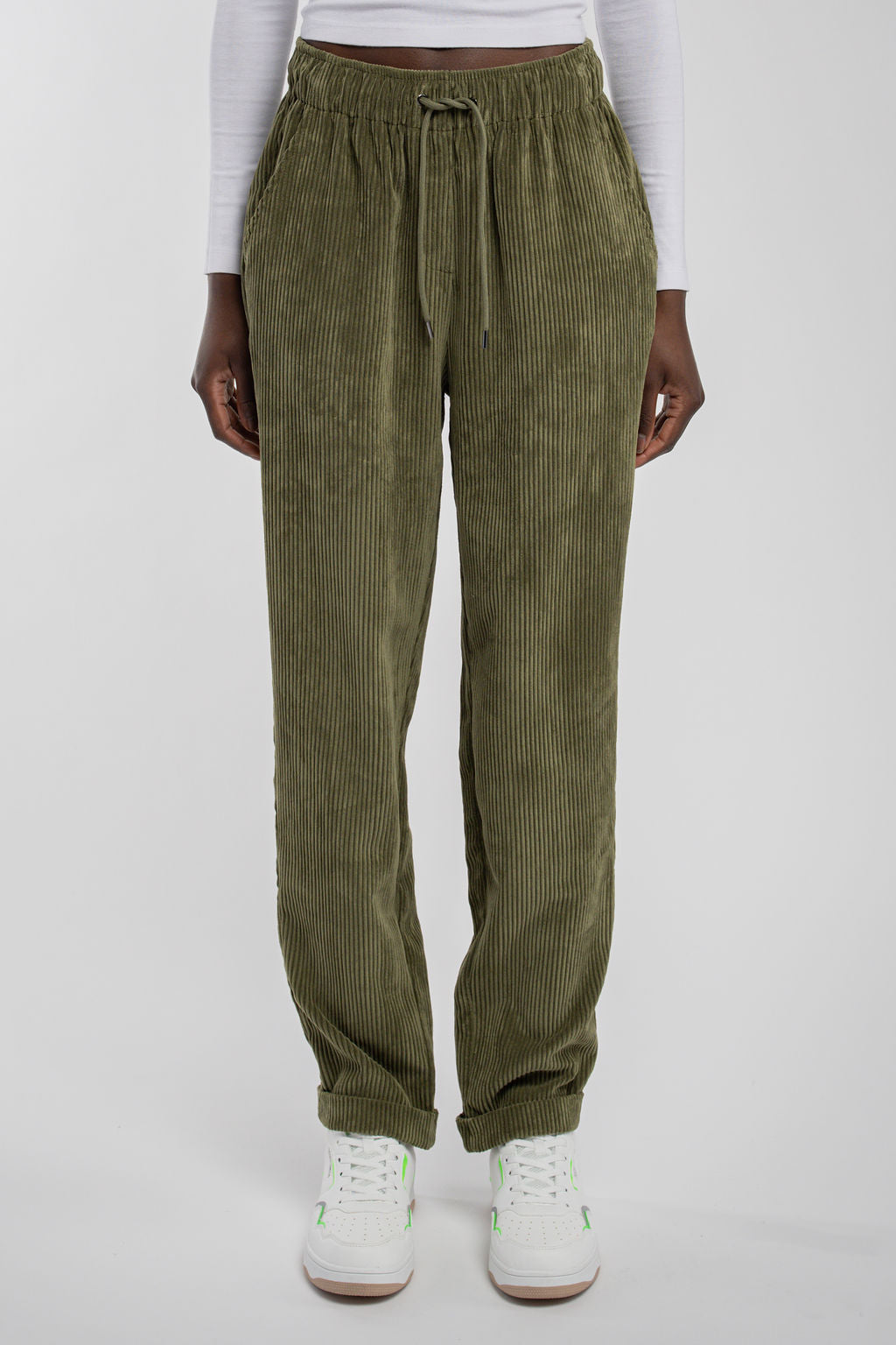 Pantalon décontracté TEDDY VELOURS OLIVE