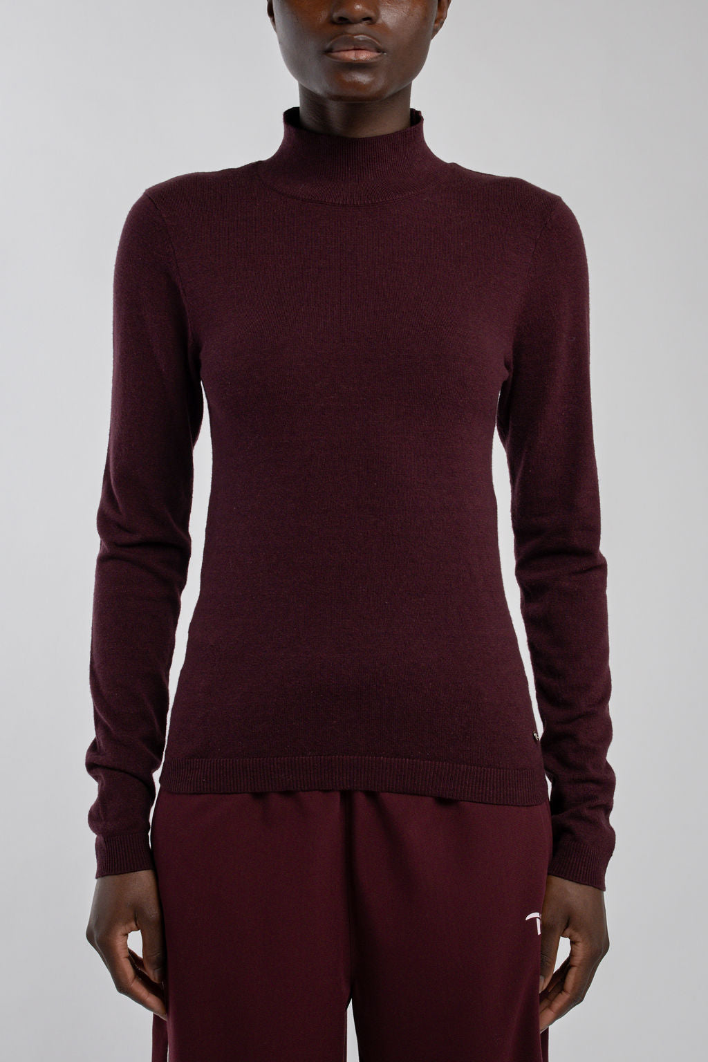 Pull près du corps col montant P-CONNIE BORDEAUX FONCE