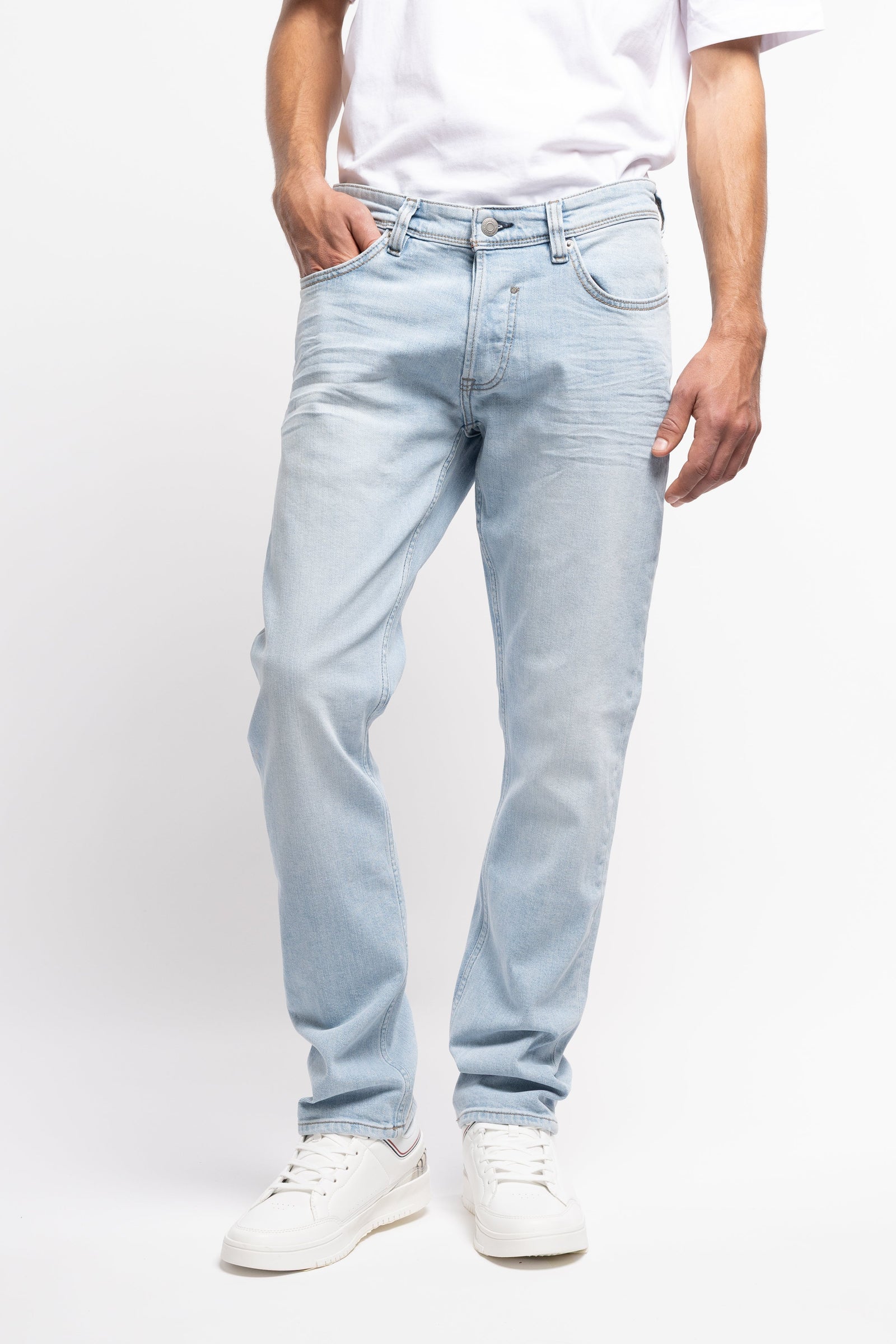 Jean droit REG L32 BLEACHED