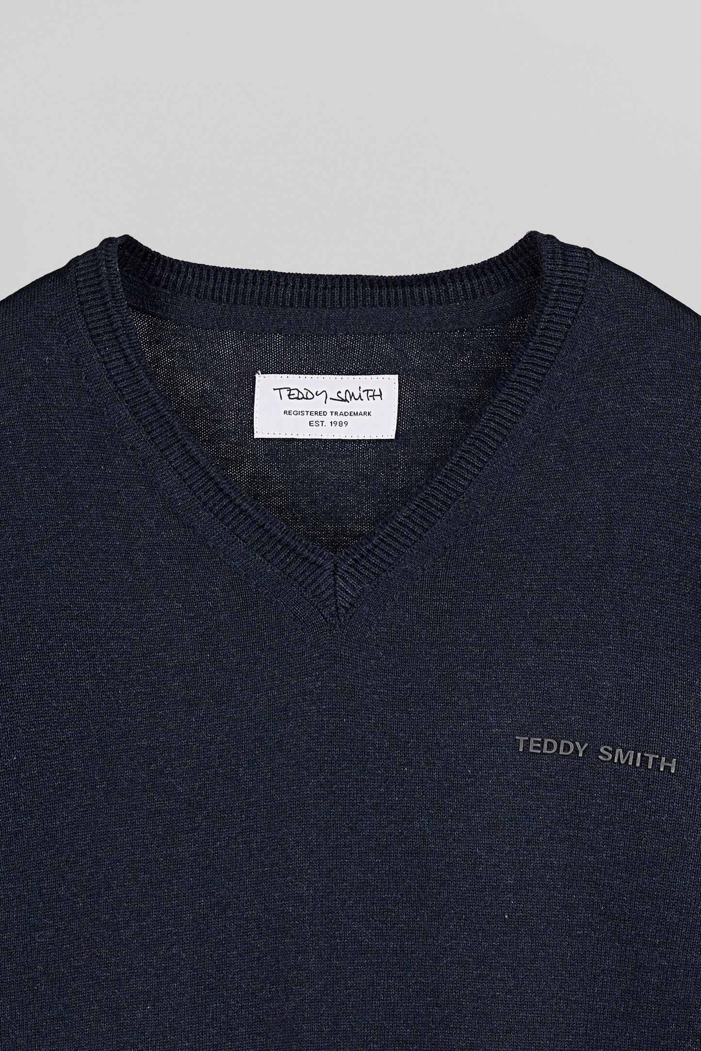 Pull ajusté col V PULSER 4 TOTAL NAVY CHINE - Teddy Smith
