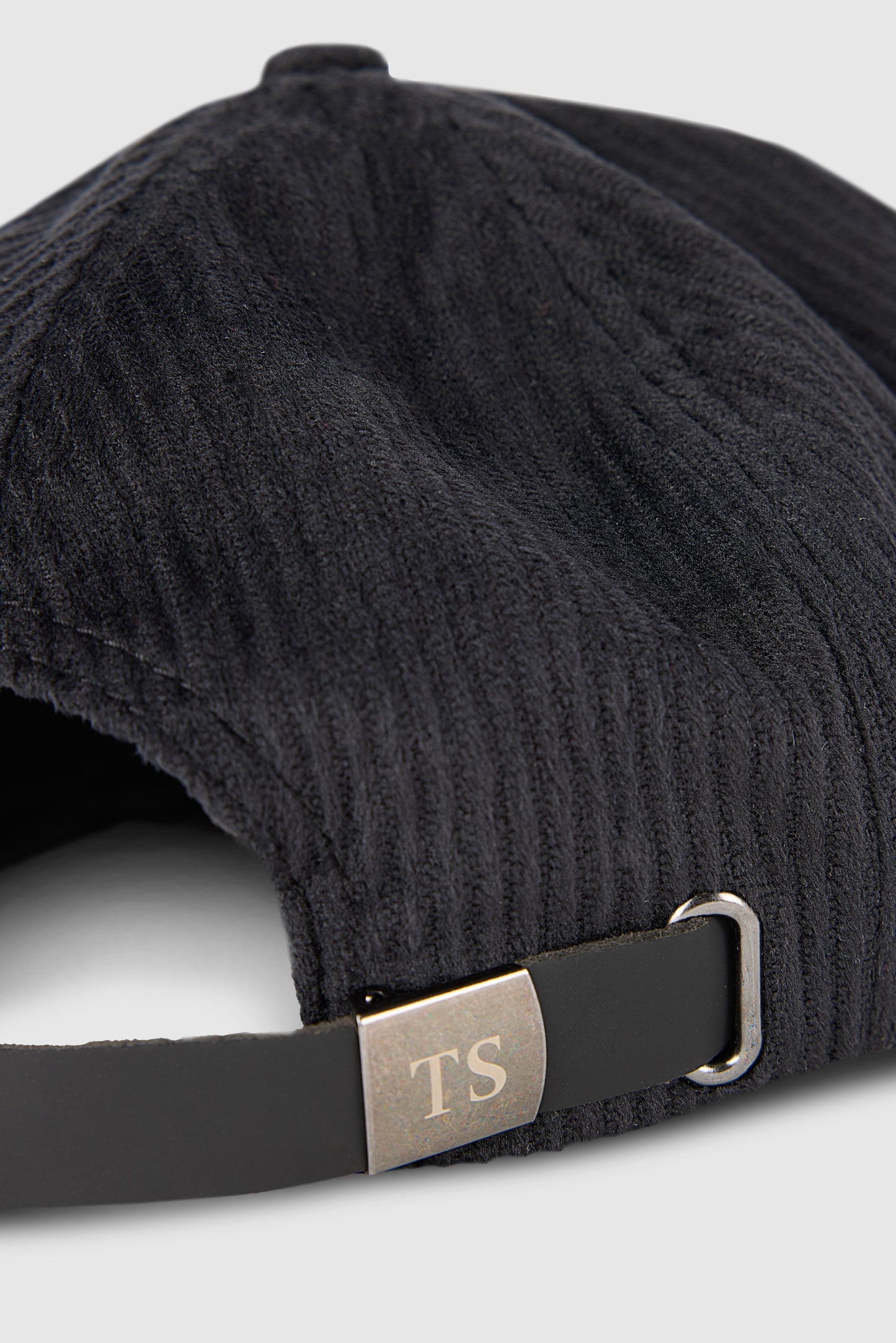Casquette C-HOLY CHARBON