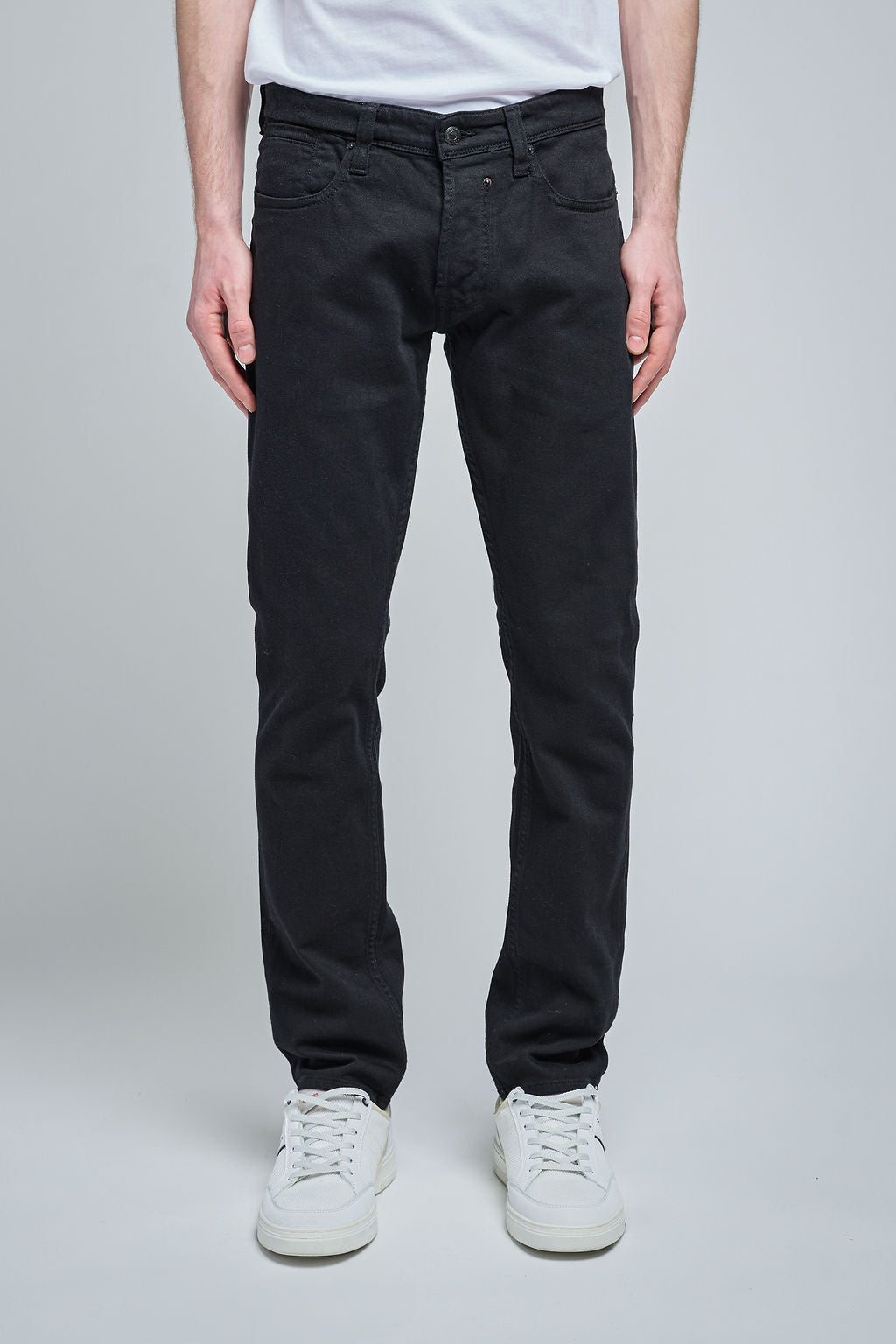Jean droit REG L32 NOIR
