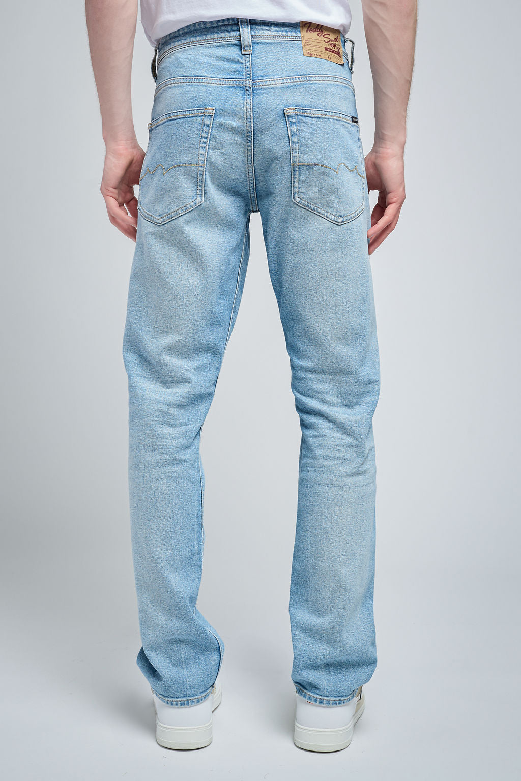 Jean droit REG L32 FRIPP/INDIGO CLAIR