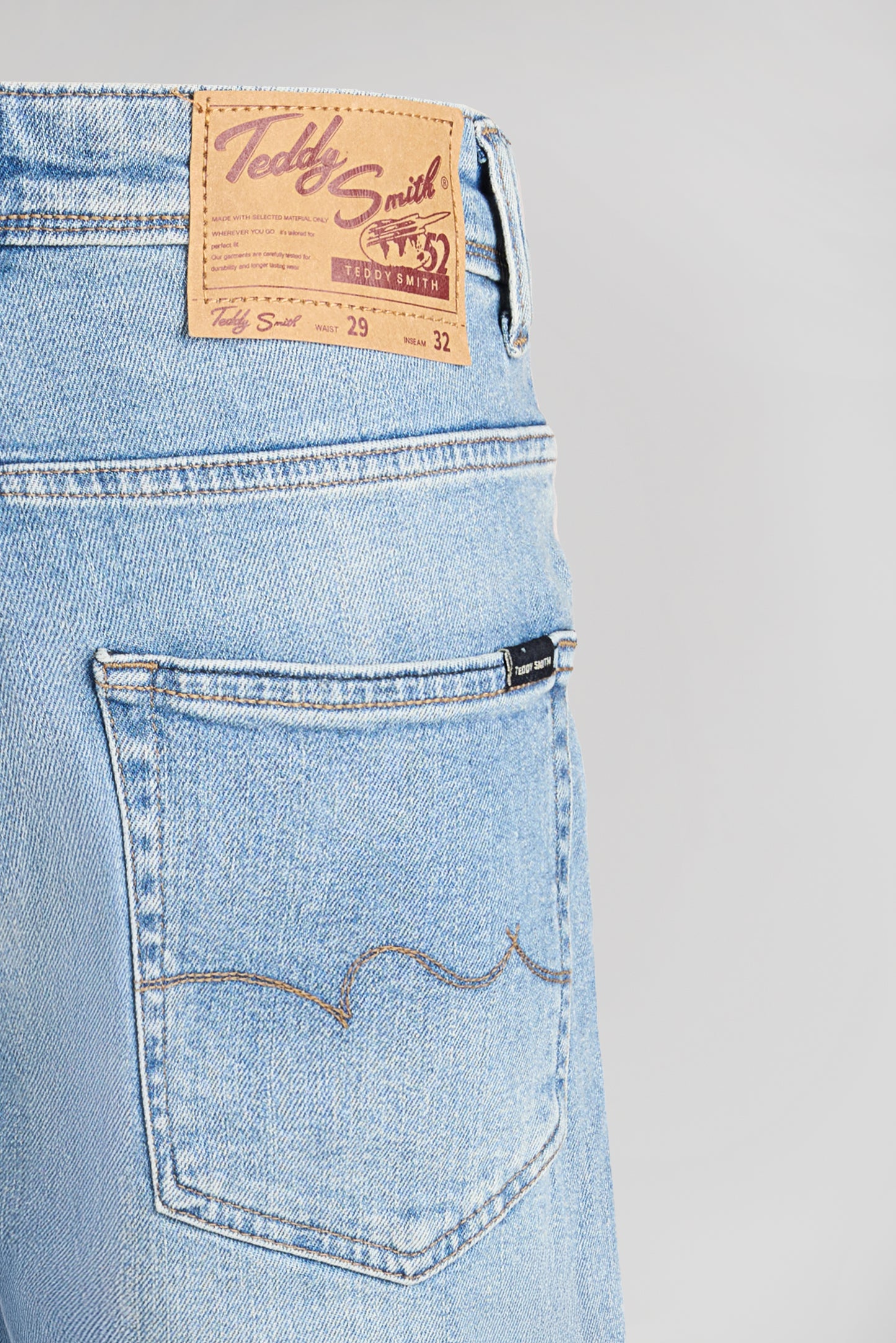 Jean droit REG L32 FRIPP/INDIGO CLAIR