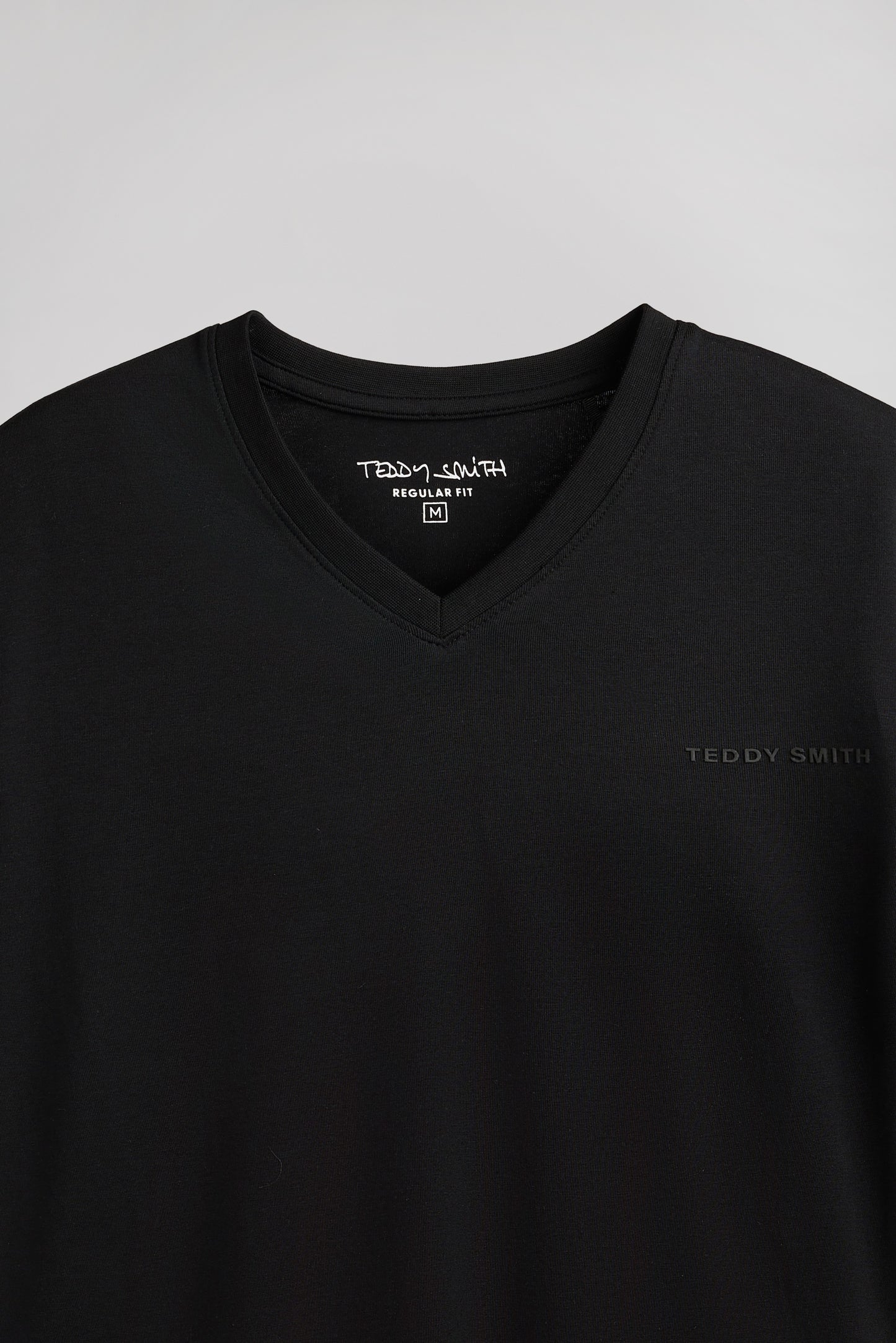 T-shirt col V TAWAX 2 NOIR