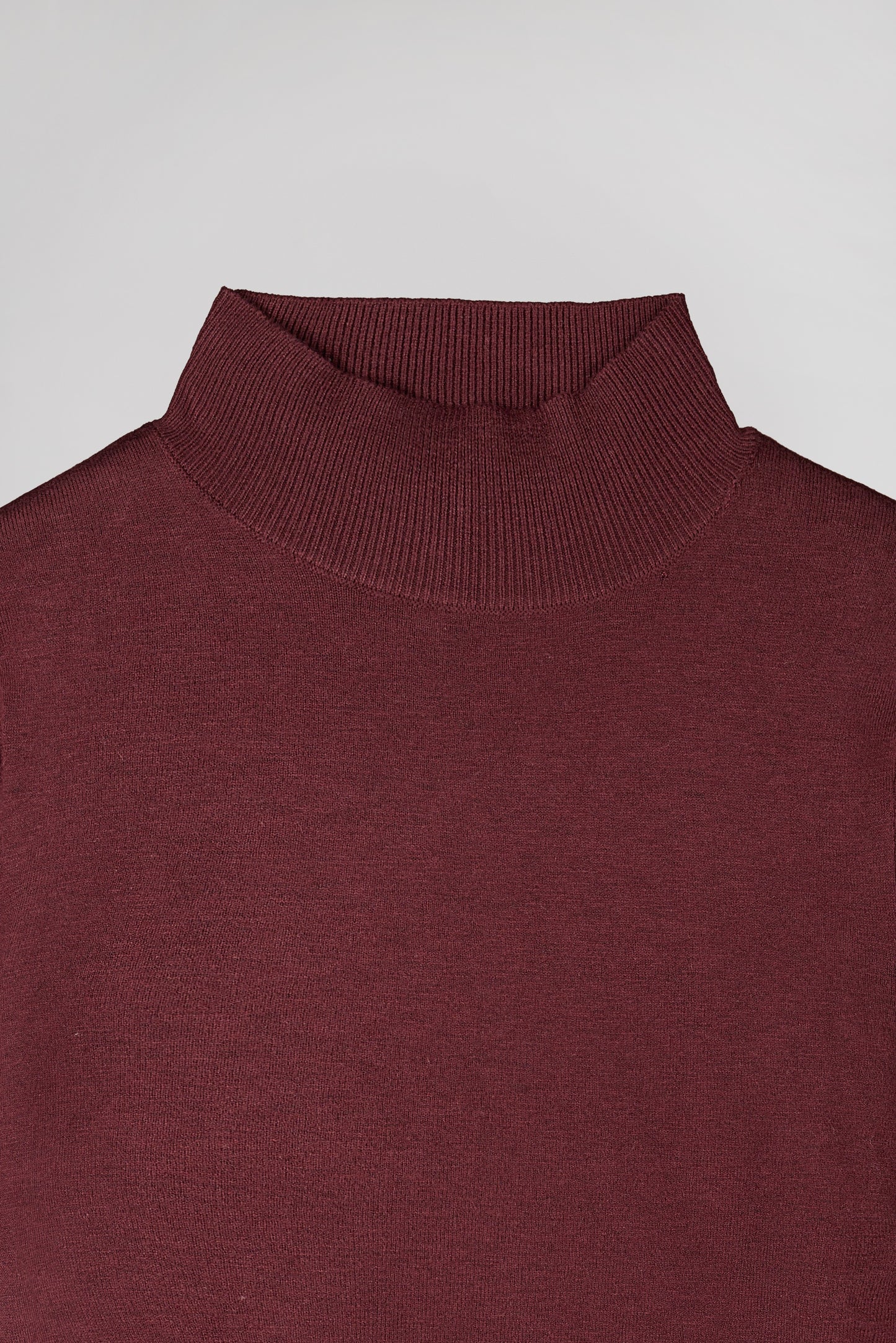 Pull près du corps col montant P-CONNIE BORDEAUX FONCE