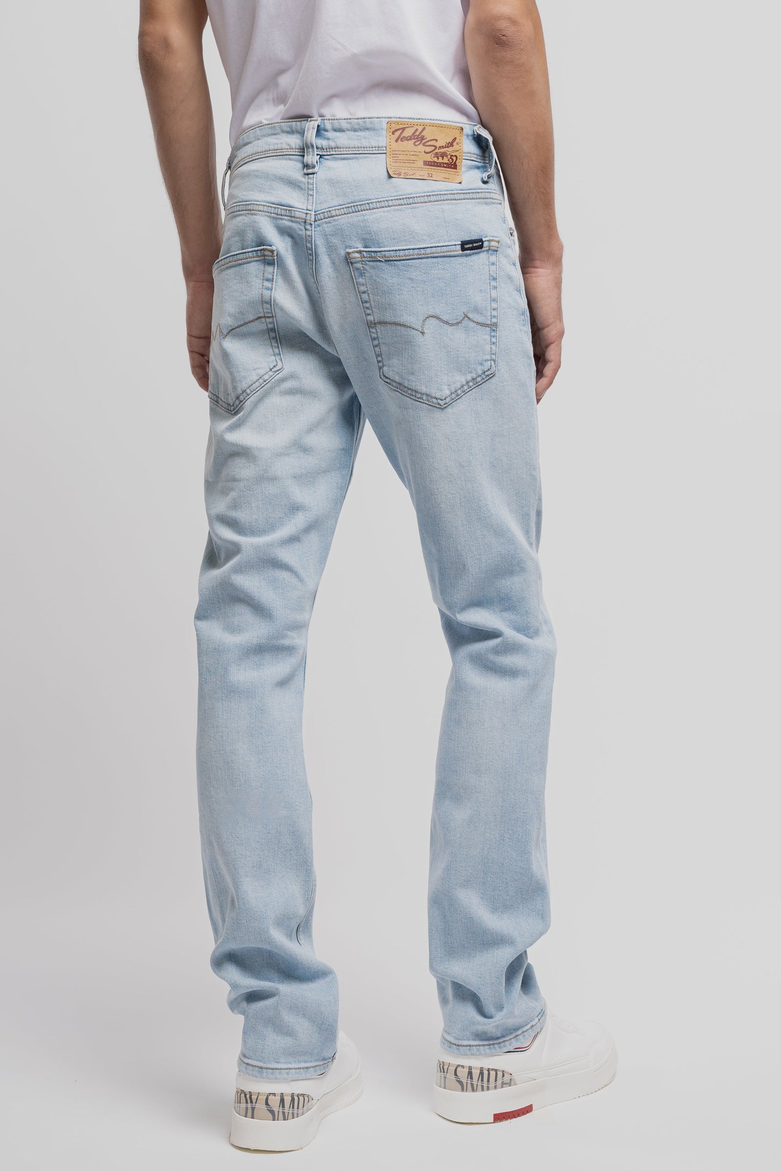 Jean droit REG L32 BLEACHED
