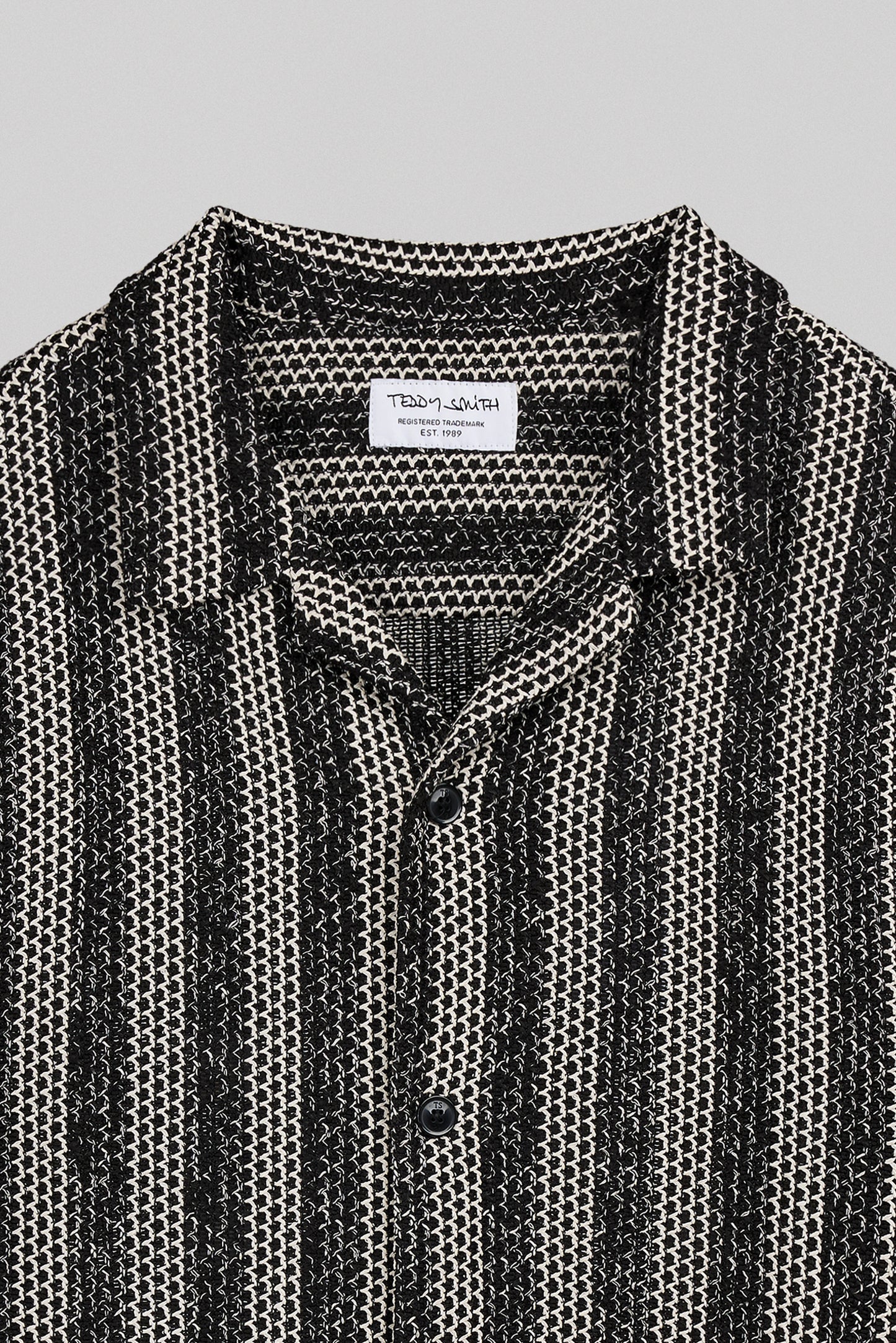 Chemise à motifs col hawaïen C-ZEPPELIN MC CHARBON