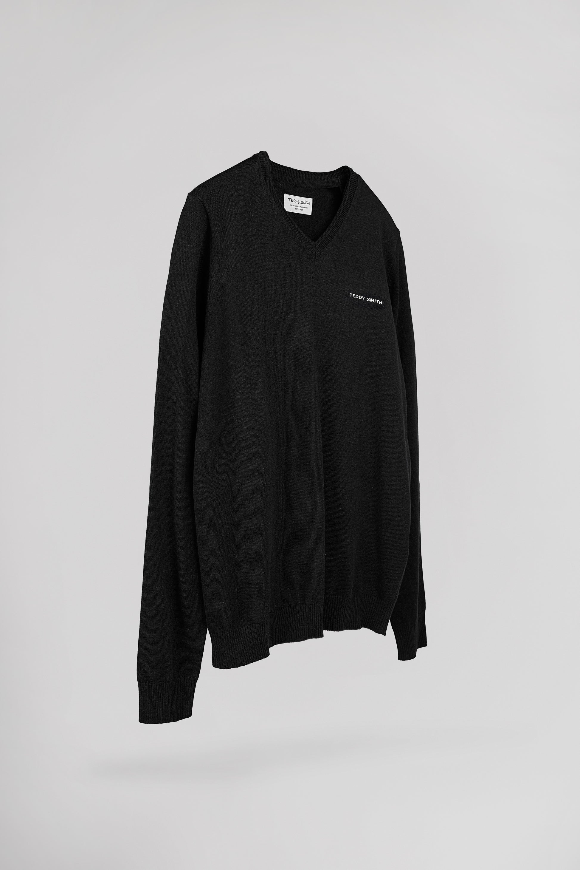 Pull ajusté col V PULSER 4 NOIR - Teddy Smith