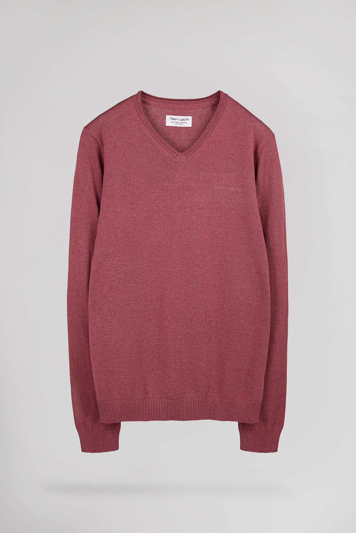 Pull ajusté col V PULSER 4 FRAMBOISE FONCE CHINE - Teddy Smith