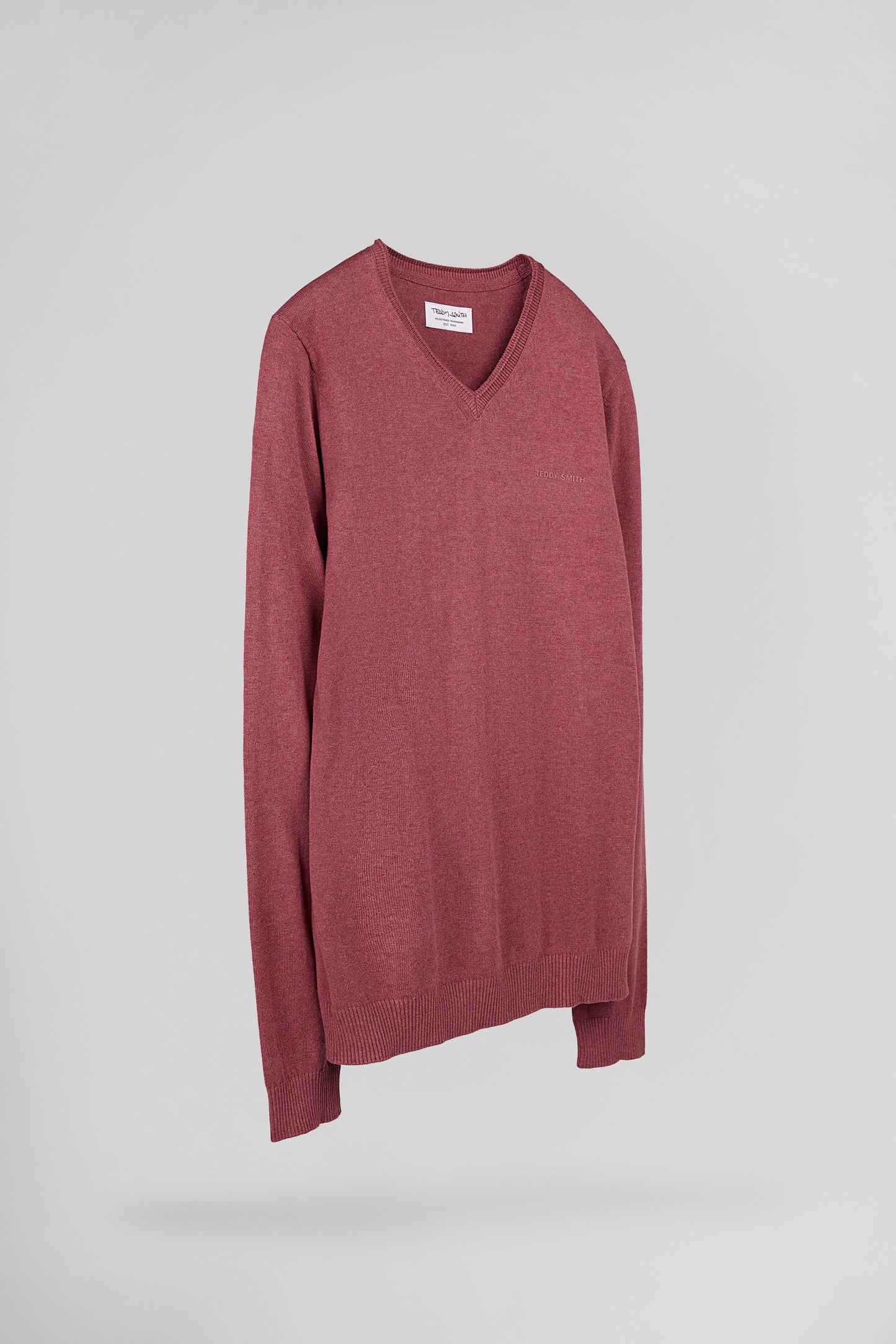 Pull ajusté col V PULSER 4 FRAMBOISE FONCE CHINE - Teddy Smith