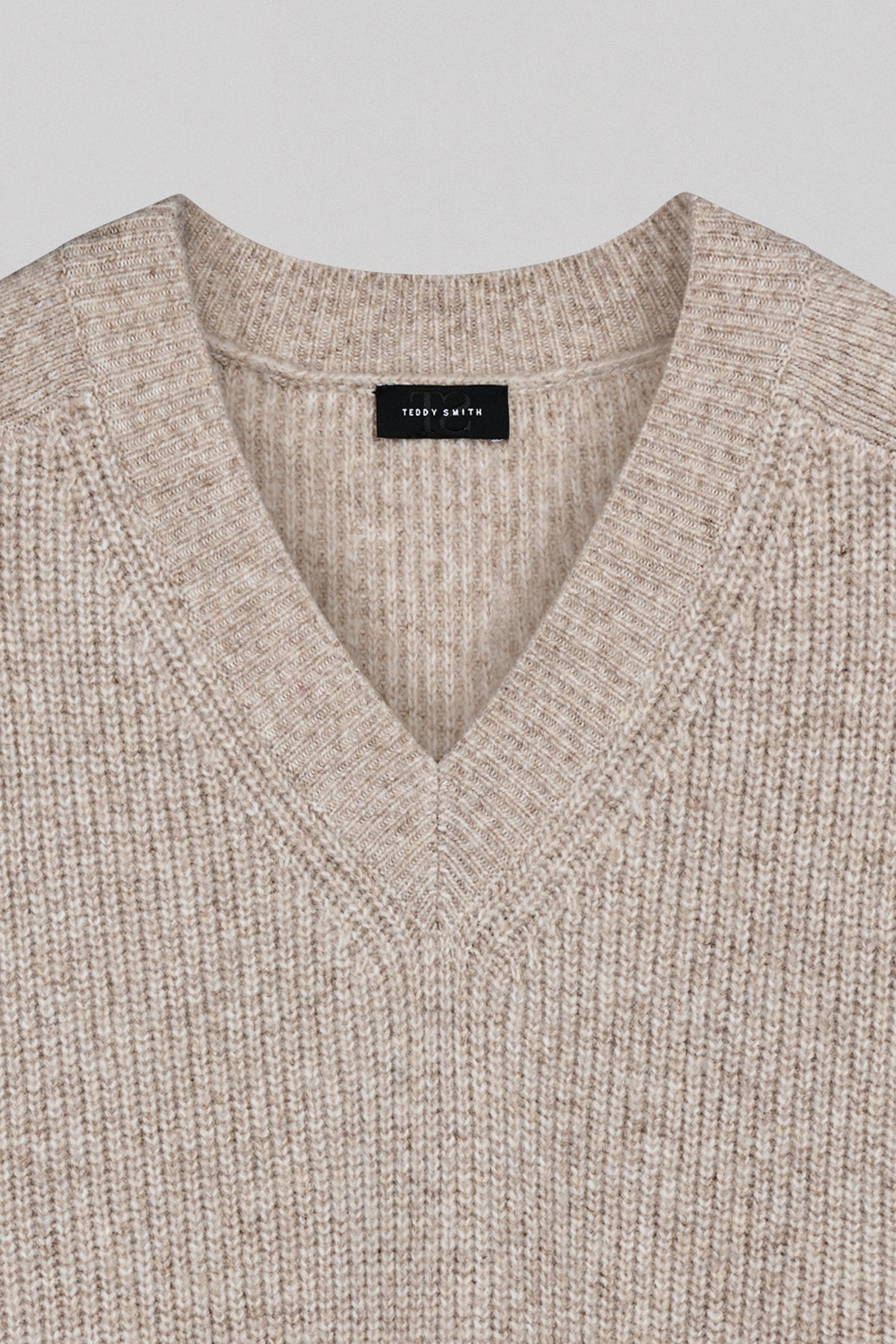 Pull sans manche col V P-MILO CHOCOLAT CHINE - Teddy Smith