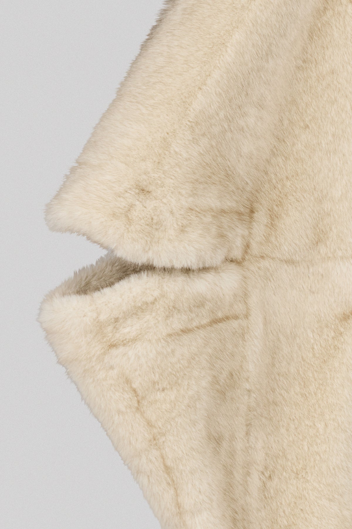 Blouson en fausse fourrure B-ANOUK WOLF BEIGE